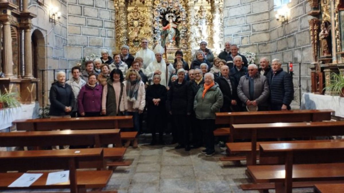 El obispo visita Navalonguilla