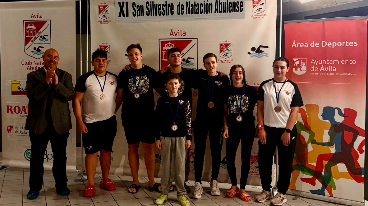 Equipo Cisnes SOS en la San Silvestre de Nataci&oacute;n.