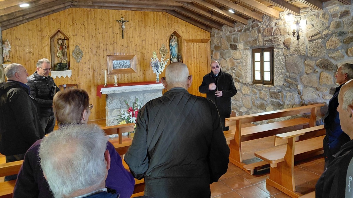 El obispo de Ávila visita Navamures