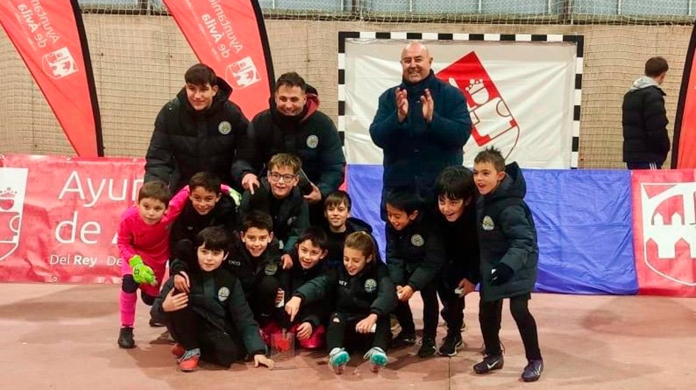 I Torneo de f&uacute;tbol base &Aacute;vila Cup.