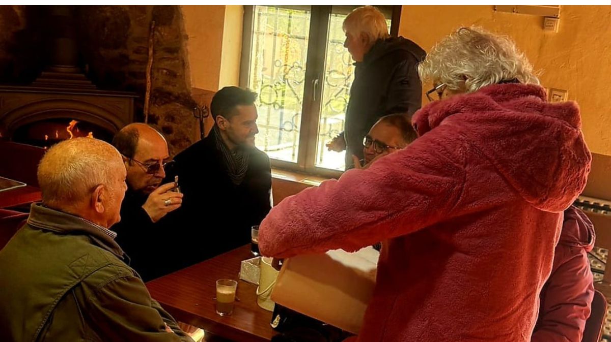 El obispo visita Cabezas Altas