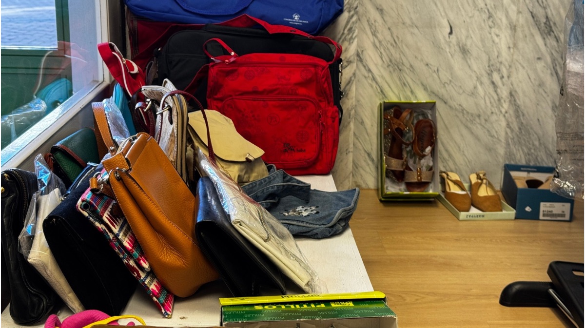 Mercadillo solidario de AECC